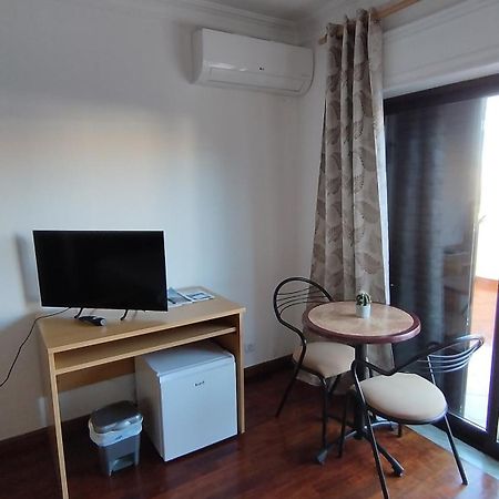 Quarto Com Varanda No Centro Em Tavira Appartement Buitenkant foto
