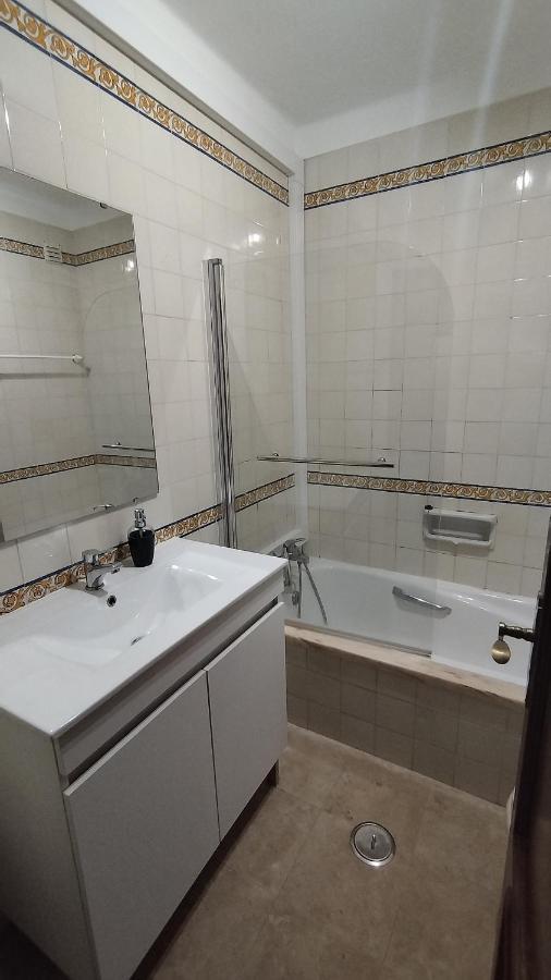 Quarto Com Varanda No Centro Em Tavira Appartement Buitenkant foto